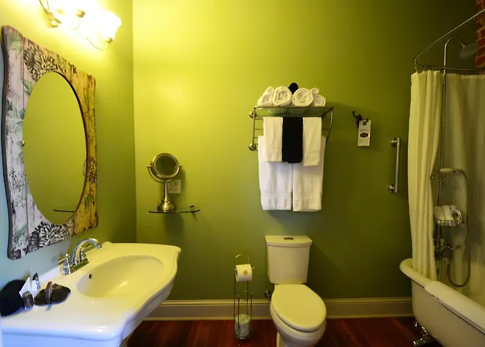 Grand Highland Hotel 3*